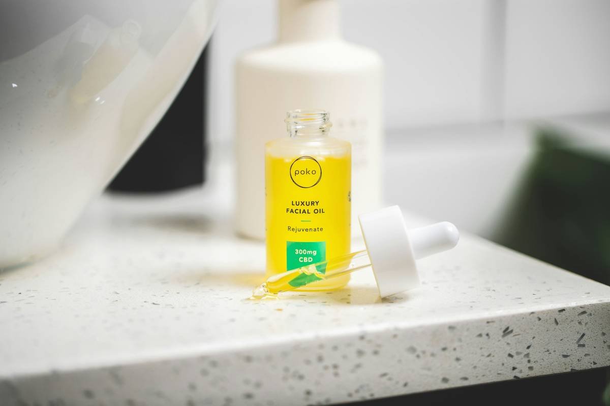 Everyday Moisturizer for Acne Prone Skin: Your No-BS Guide to Hydration Without Breakouts