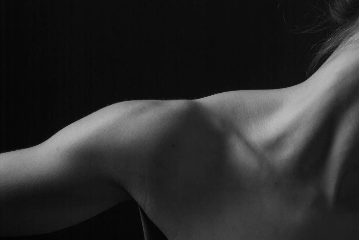 Why Your Everyday Tinted Moisturizer Might Be Sabotaging Your Skin (And What to Do Instead)